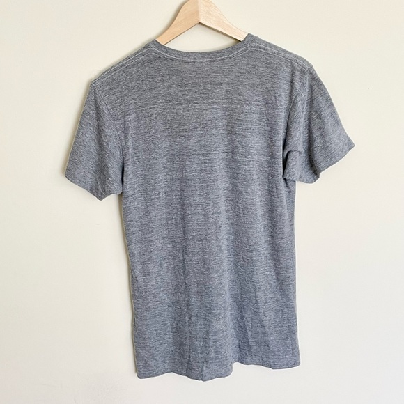 Chive Tees Saturday Font Cat & Mouse Graphic Gray T Shirt Adult size Medium KCCO - Picture 3 of 4